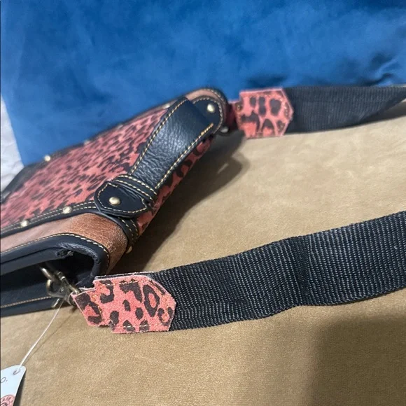 Leopard Print Crossbody Bag - Picture 6 of 13